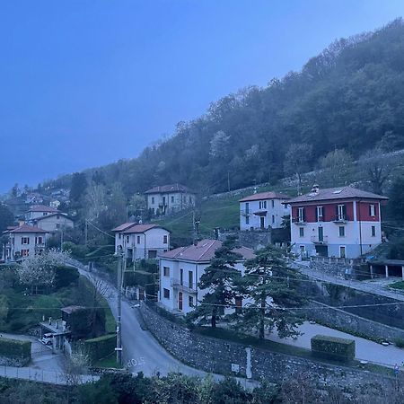 Laghi Di Como Appartamento Di Licinia E Mario Asso Екстериор снимка